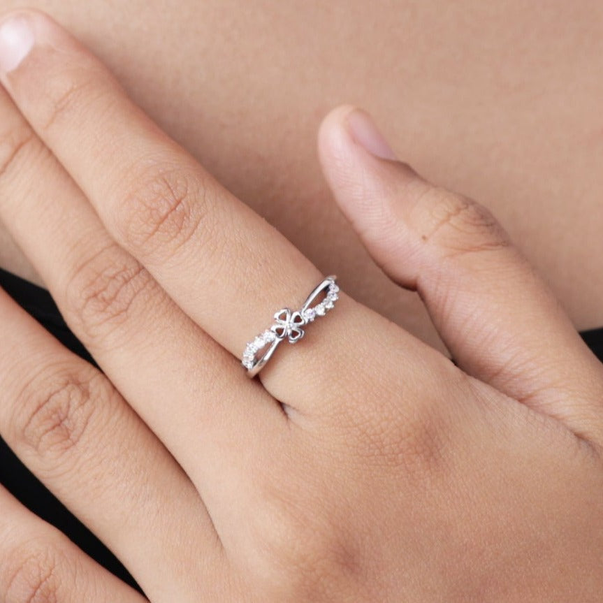 Diamond Embrace Clover Ring